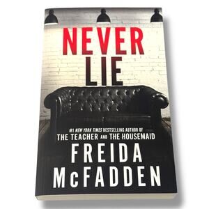 164. 5/$20 🌸 "Never Lie" by Freida McFadden EUC